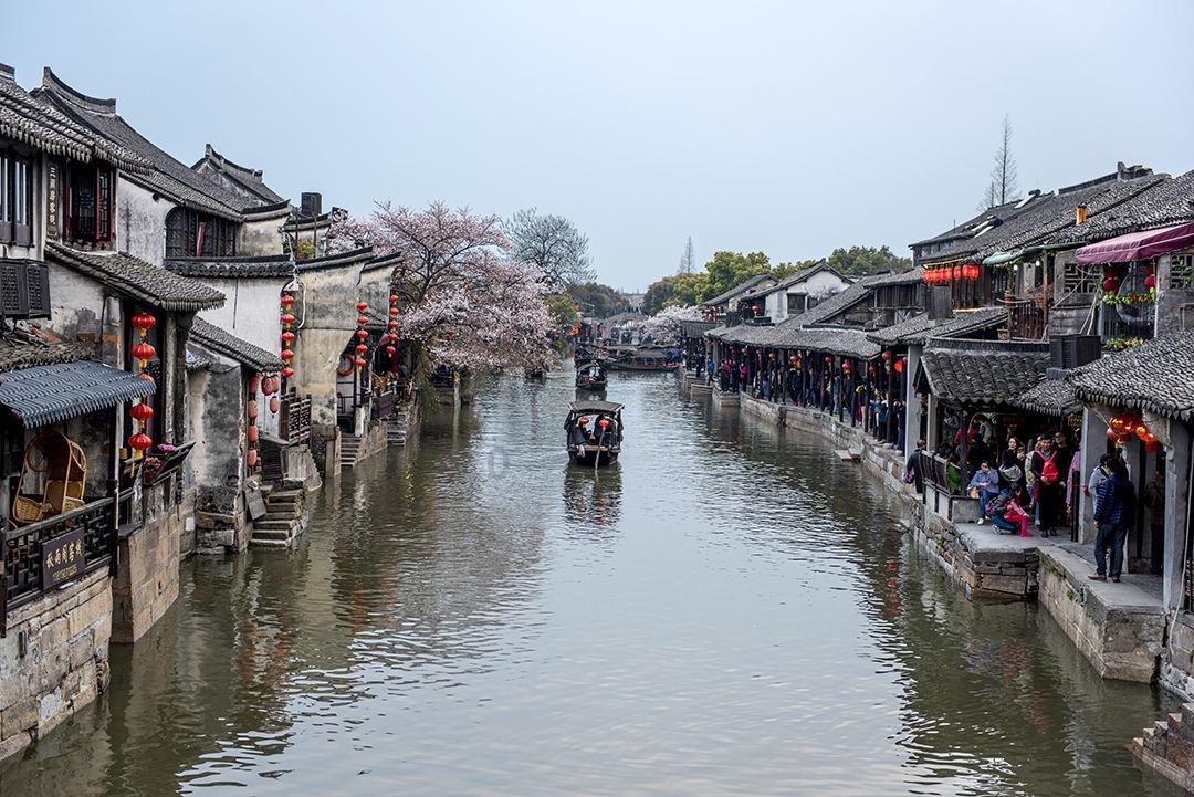 一起劲歌热舞!英文原版音乐剧《妈妈咪呀!》首次来杭